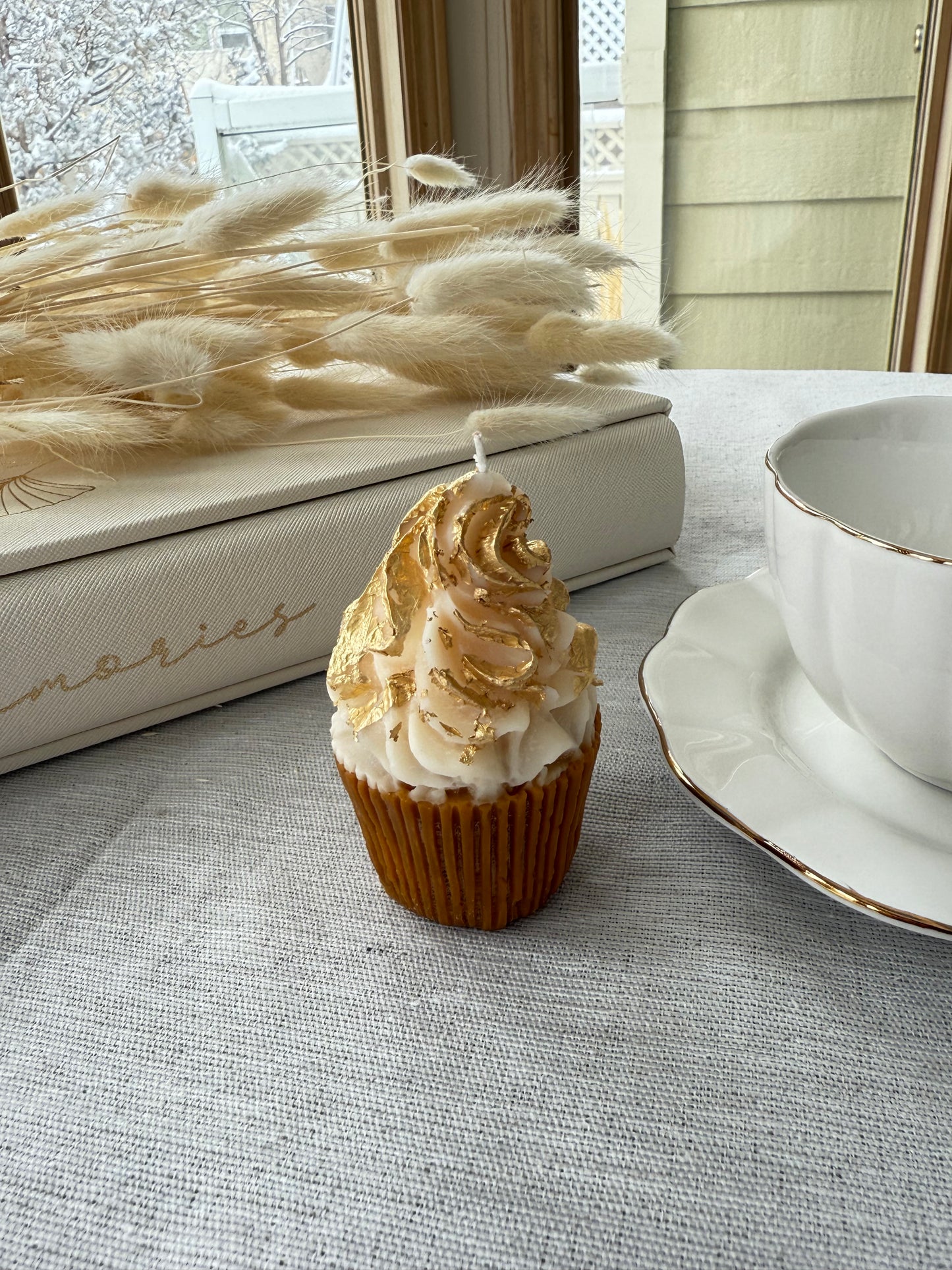 CUPCAKE Scented Candle (30+ different scents) Packed in Cupcake Box - NON-Edible