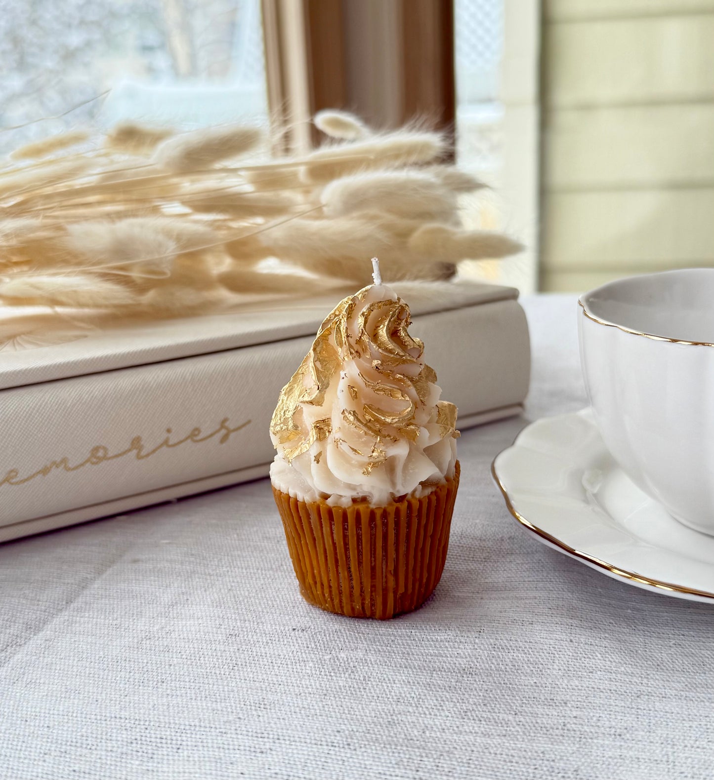 CUPCAKE Scented Candle (30+ different scents) Packed in Cupcake Box - NON-Edible